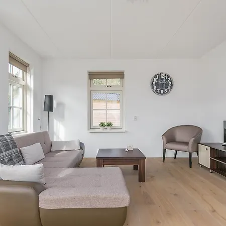 Summio Villaparc Schoonhovenseland Hollandscheveld Room photo