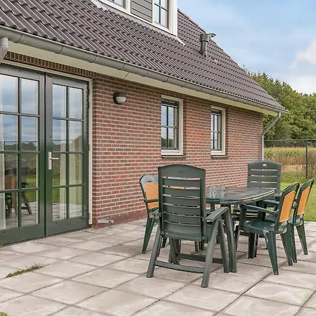 Summio Villaparc Schoonhovenseland Hollandscheveld Room photo